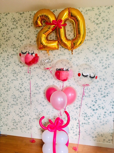二十歳の誕生日のお祝いにホテルでバルーンのサプライズ バルーン誕生日飾り付け バルーンコネクション
